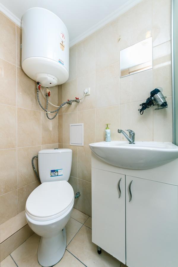 Small Room Near Independence Square Kiev Exterior photo